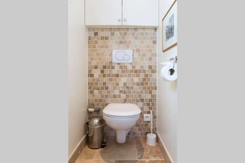 Apartamento 27 Avenue De La Bourdonnais 75007 Chablis París 0*,