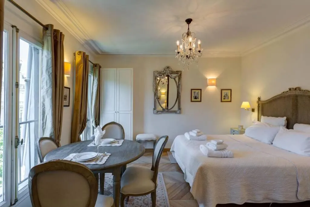 Apartamento 27 Avenue De La Bourdonnais 75007 Chablis París